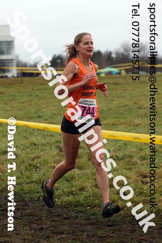 Senior womens North Eastern Cross Country, Aykley Heads, Durham. Photo: David T. Hewitson/Sports for All Pics